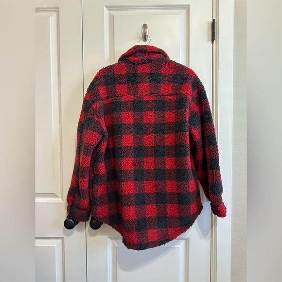 AE Plaid Sherpa Jacket - Picture 5 of 12